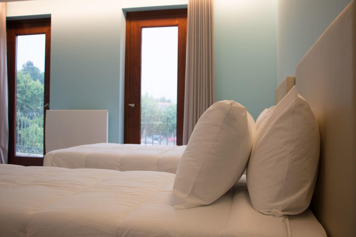 Feira Hostel & Suites Santa Maria da Feira Luaran gambar